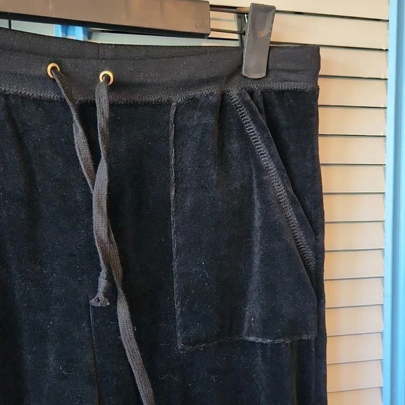 Hannah Jones New York Black Velour Pants - Picture 4 of 11